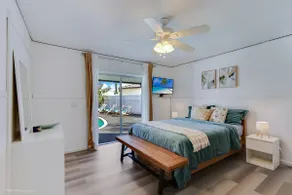 Sunny Suburban Escape with Private Pool & BBQ - Image 4