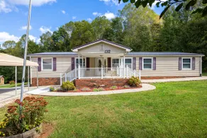 3BR Retreat in Statesville and Troutman - Image 2
