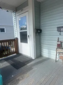 The Cozy Highrise - 3rd floor walkup Apartment - Image 4