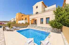 Ariadne Villa - Image 2