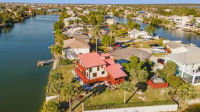 4BR Waterfront • Boat Slip + Kayaks • Sunsets - Image 4