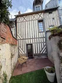 Honfleur Historic Center Studio - Image 4