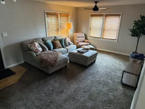 Cozy Retreat in the Heart of Ankeny - Image 2