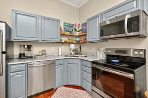 Marigold Manor: Stylist Unit 2 Apartment - Image 5