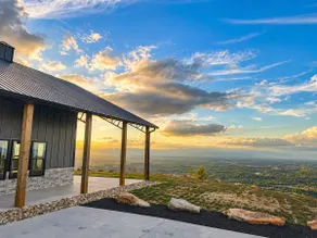 The Overlook at Burkemont | Near Hidden Hill Venue - Image 4