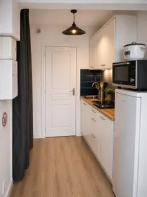 Cozy*Near La Défense/Paris* Double bed or 2 beds - Image 4