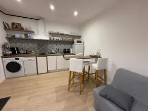 A pet friendly Studio with terrace in the Old Town - Image 4