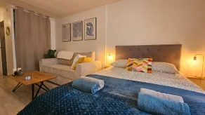 Cozy studio for 4 people, historic center • Cathedral - Image 2