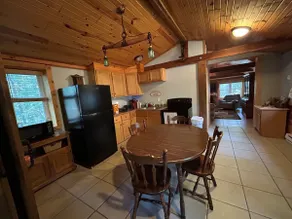 Quiet Cabin in the Woods - Image 5