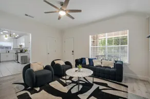 Modern 3BR in Bishop Arts - Walk to Shops & Dining Duplex - Image 3