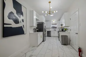 Modern 3BR in Bishop Arts - Walk to Shops & Dining Duplex - Image 5