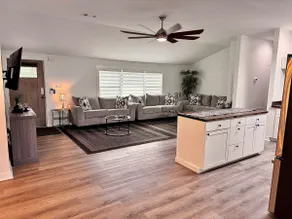 Modern Marsh Retreat Under the Live Oaks - Image 3