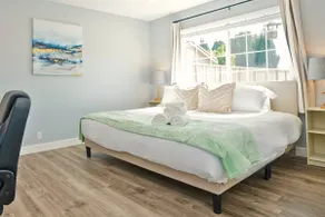 Family-Friendly 3BR Home with Yard - Image 5