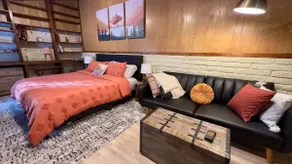 5BR Cabin + Hot Tub + Pets OK + 10 min to Heavenly - Image 4