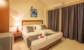 Jacuzzi suite near the beach, Charvi - Image 2