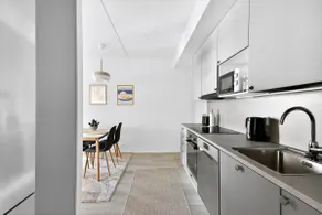 Aalto | Spacious | Sauna | Free Parking | Washer - Image 3