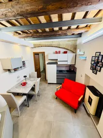 [The Queen's Nest] - 250 m from Lake Bolsena - Image 2