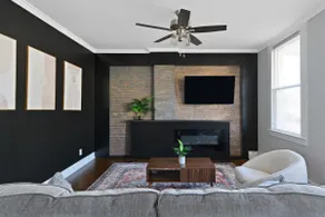 20 min to NYC |Newly Renovated| Private Driveway - Image 3