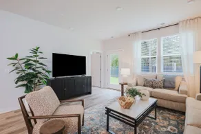 Stylish Bluffton Getaway for Families & Friends - Image 2