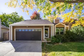 Red Rocks Landing | Hot Tub • Yard • BBQ • Garage - Image 4