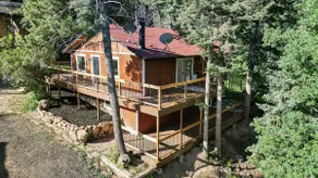 New! 8 guests. 2 decks. Fire Pit. Treehouse. - Image 2