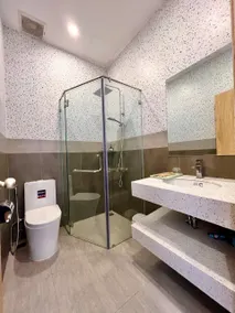 The apartment near the sea is clean and fully furnished - Image 3