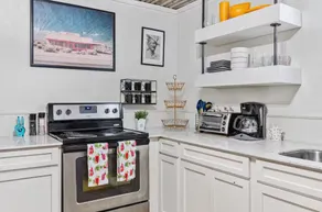 The Funky Fort | Colorful 2BR Stay Near Stockyards - Image 4