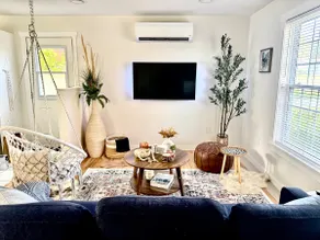Modern 2BR Apartment • Quiet • Near Hospital/Shops - Image 2
