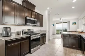Reno Skyline Condo - Image 5