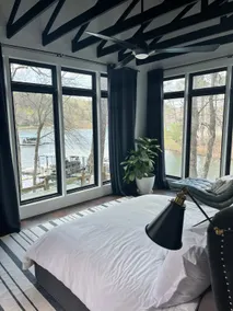 Black House on the Lake 4BR/3BA, Lodging for 13 - Image 3