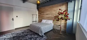 Jacuzzi in Loft for a romantic getaway - Image 4