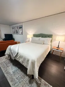 Private Guest Suite - Peaceful Retreat In Town - Image 5