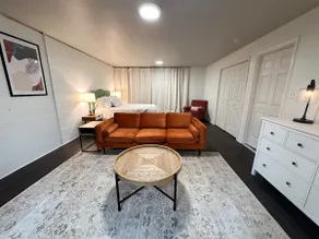 Private Guest Suite - Peaceful Retreat In Town - Image 2