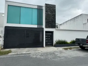 Beautiful private residential complex 15 min from airport - Image 2
