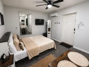 Private Studio Near RSW & JetBlue Park - Image 2