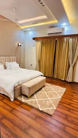 Spacious 3 BHK: Luxurious Home with Private Pool - Image 2