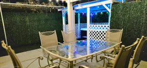 Bright & Stylish 4BR House with Hot Tub - Image 3