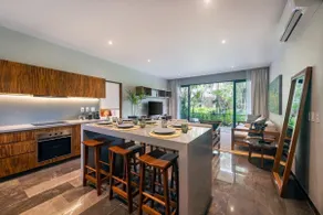 Modern and Spacious 2 bedroom PH, Rooftop & Pool - Image 4