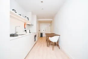 Gold Apartment - Image 5