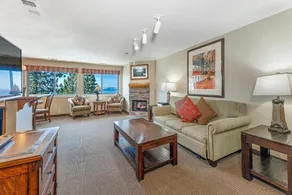 Year-Round Tahoe Fun | Pools, Spa & Mountain Views - Image 3