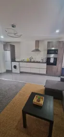 Private Mini House, 5 min to City, Hotel linen - Image 5