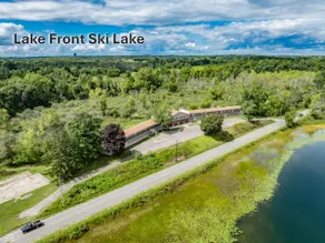 2 Bedroom Lodge on Fox Lake with Private Jacuzzi! - Image 4