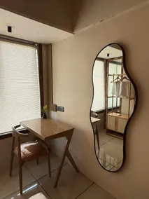 Sora House: Furnished 2Bhk near Atal Setu - Image 4