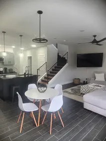 The Oaks Of London Townhome - Image 4
