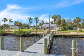 Manatee Hideaway Waterfront Home Incredible Views - Image 3
