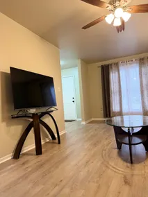 Warm and inviting home - Image 5