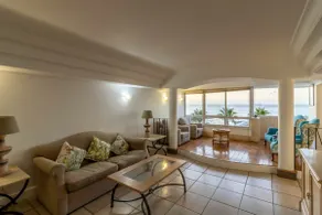 Beachfront Seaview - Image 2