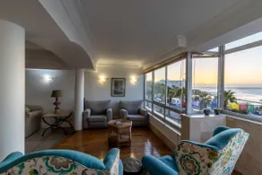 Beachfront Seaview - Image 3