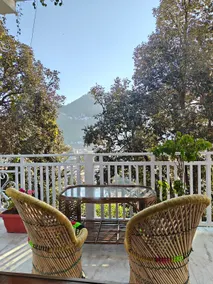 Breezyy Stays Bhimtal. A cozy 1.5 bhk flat - Image 2