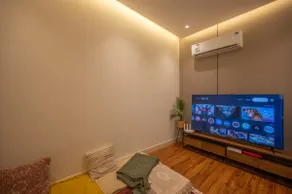 Studio with bedroom, bathroom and self check-in - Image 2